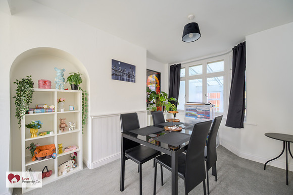 82 Sheldonfield Road-10