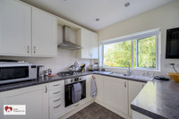 105 Hanbury Road-13