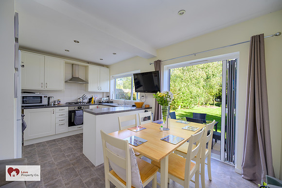 105 Hanbury Road-15