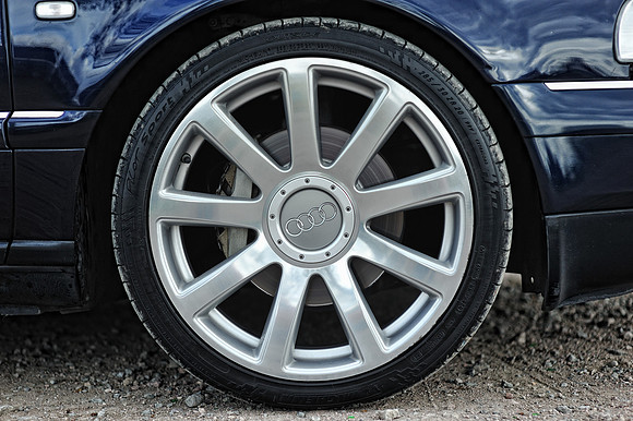 Amar's Blue S8-17