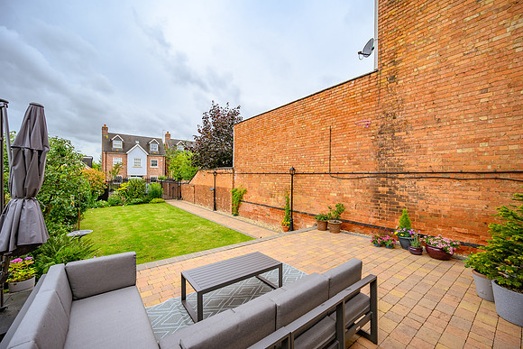 50 Hilmorton Road-48