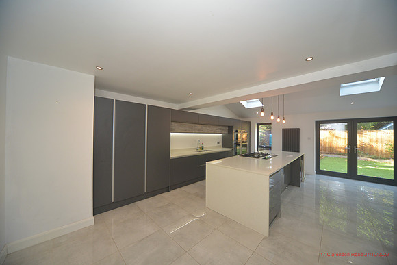 17 Clarendon Road Inventory Oct 2022 054