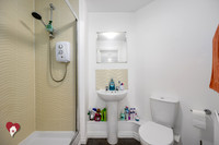 Apt 29 Brook House, Wharf Lane-11