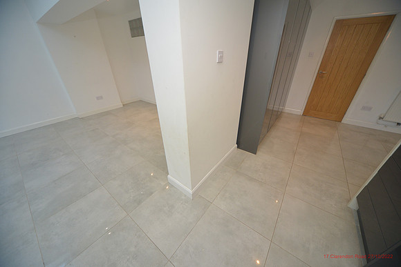 17 Clarendon Road Inventory Oct 2022 083