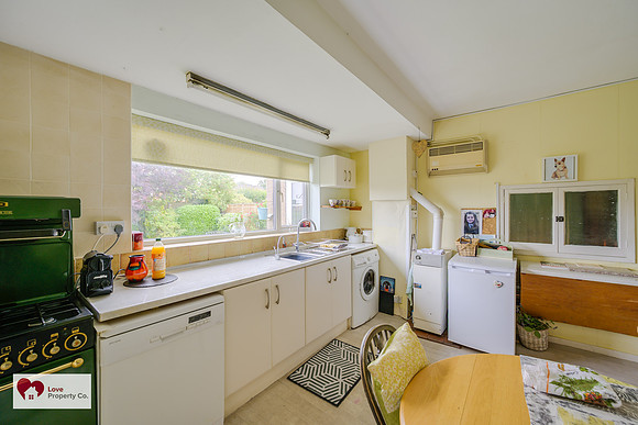 8 Beausale Road-17