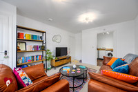 Apt 29 Brook House, Wharf Lane-6