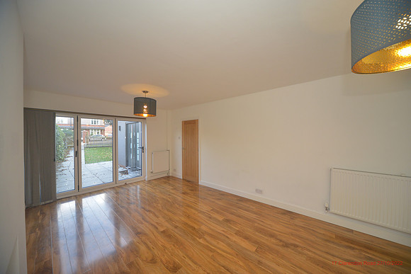 17 Clarendon Road Inventory Oct 2022 051