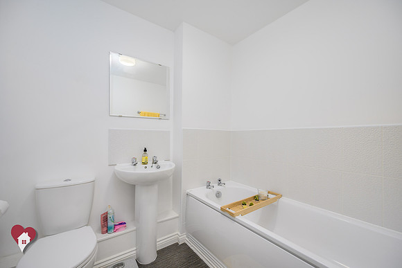 Apt 29 Brook House, Wharf Lane-13