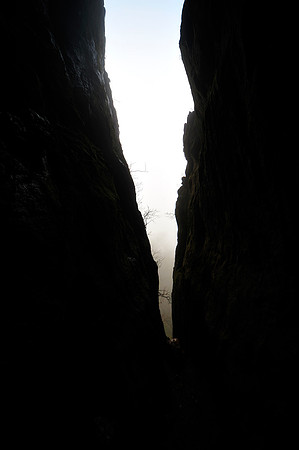 Thors Cave_2009_01_27_095_.jpg