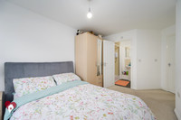 Apt 29 Brook House, Wharf Lane-10
