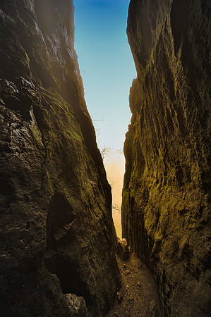 Thors Cave_2009_01_27_095_b.jpg
